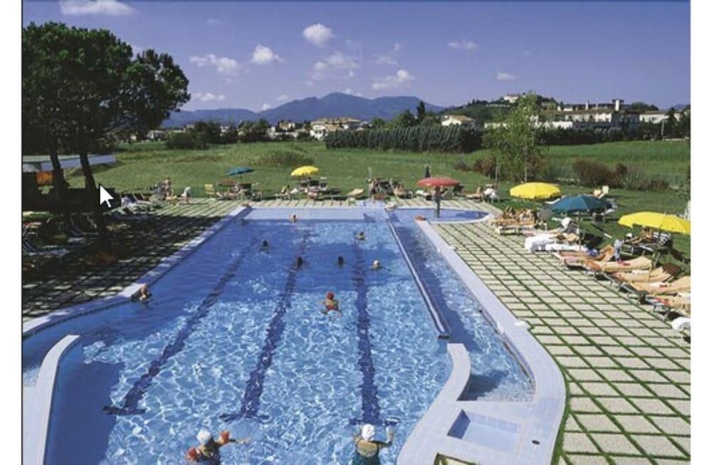 Hotel Smeraldo Abano Terme Exterior photo