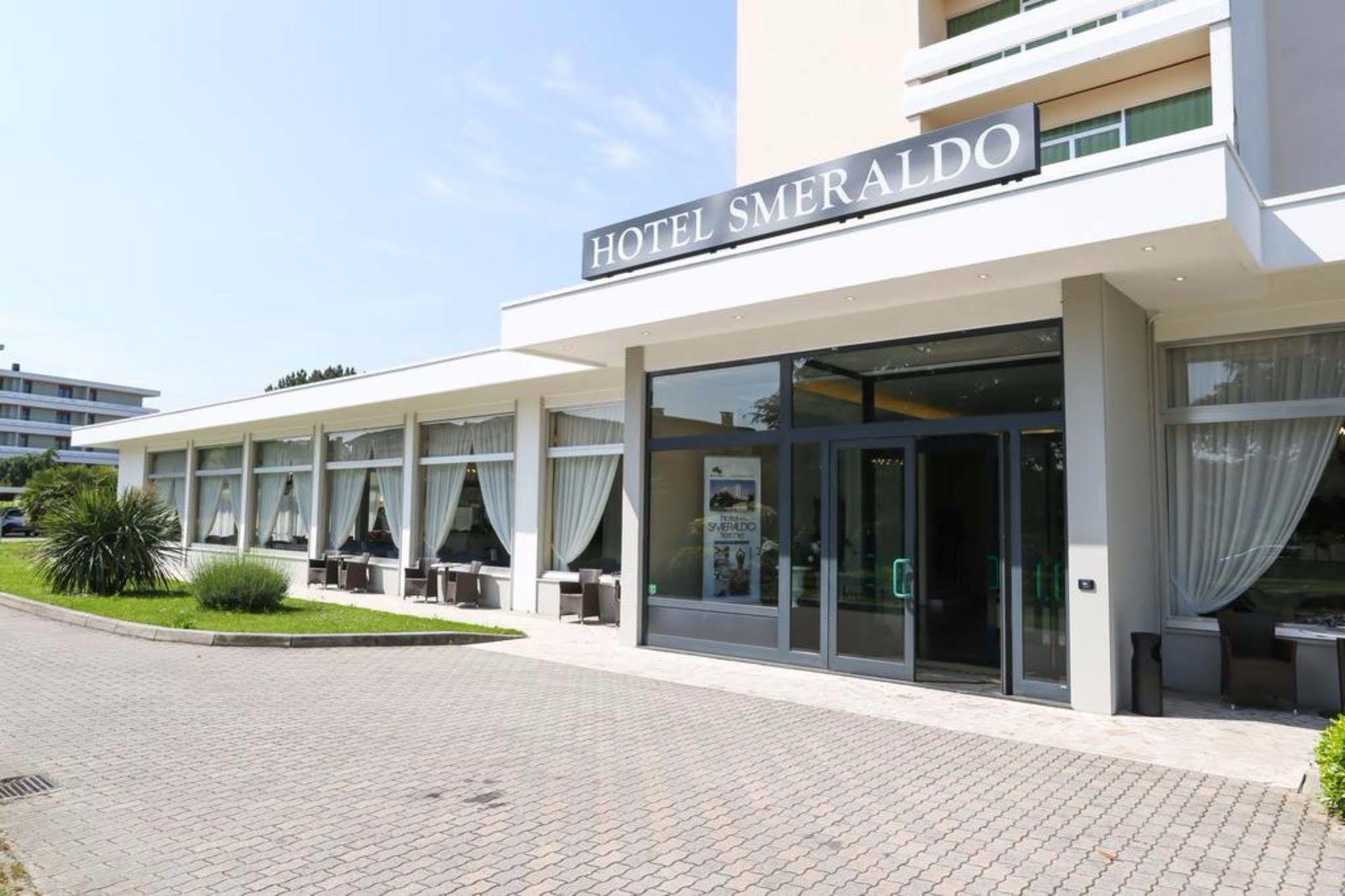 Hotel Smeraldo Abano Terme Exterior photo
