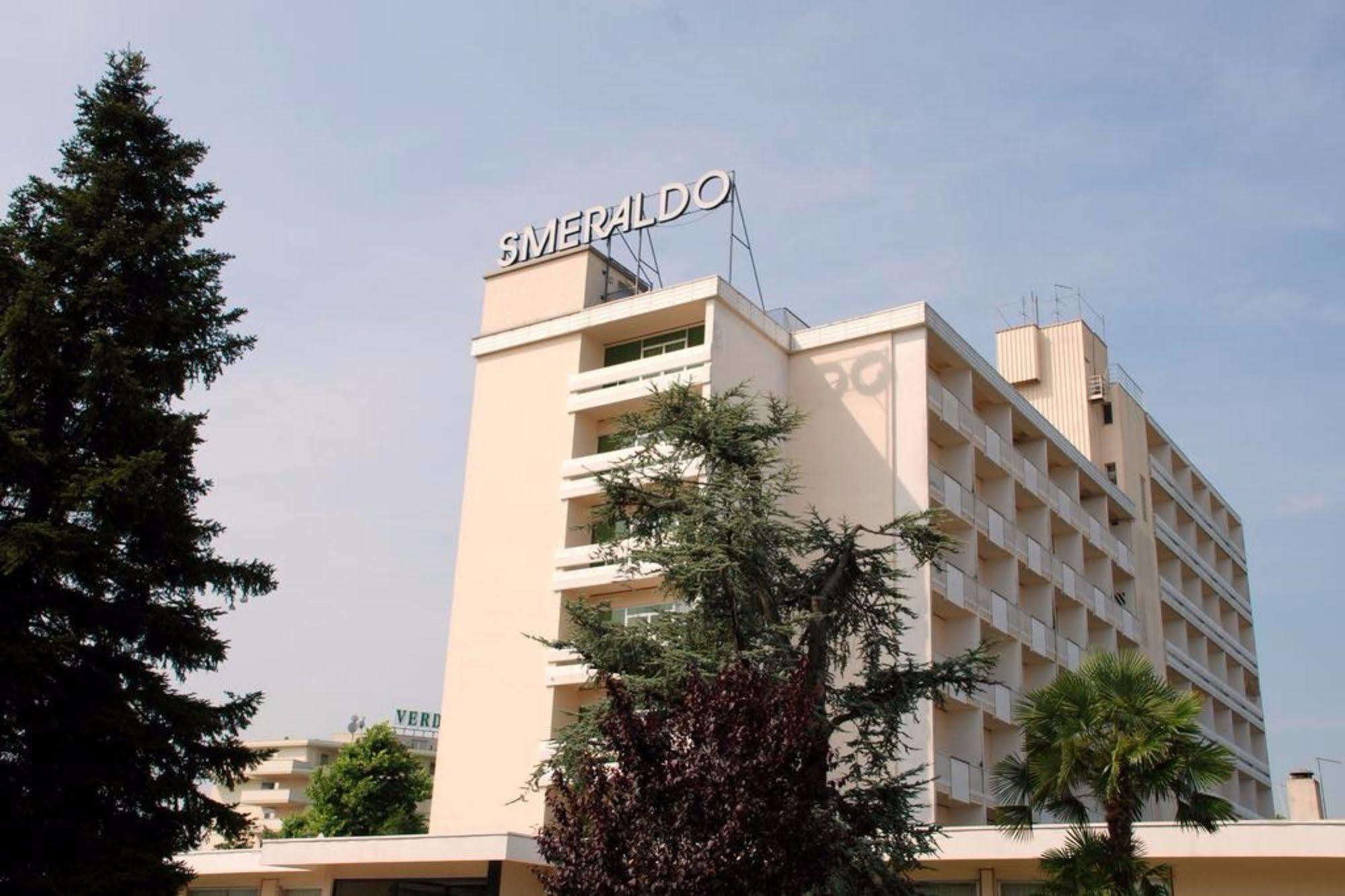 Hotel Smeraldo Abano Terme Exterior photo